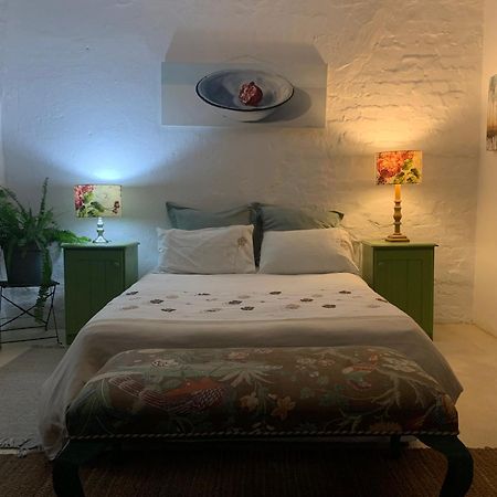 סטלנבוש The Farmhouse B&B מראה חיצוני תמונה